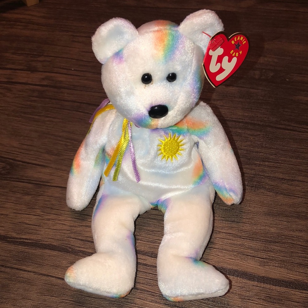 Ty Beanie Babies Cherry The Bear New W/Tags, cute Bear with rainbows and sun